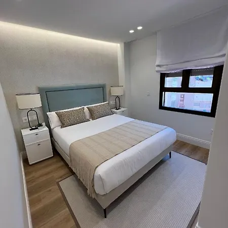 Apartament Donoso Cortes & Free Parking By Ele *