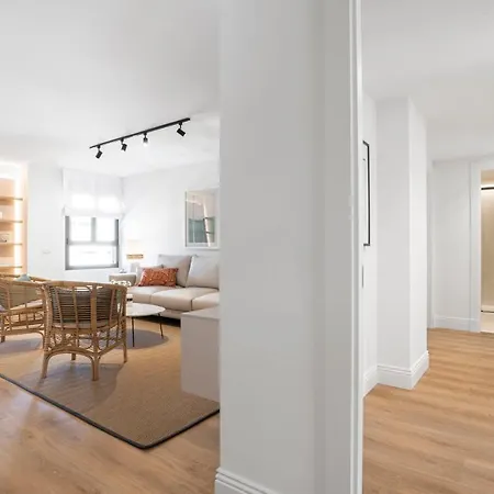Donoso Cortes & Free Parking By Ele Apartament *