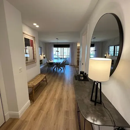 Apartament Donoso Cortes & Free Parking By Ele *